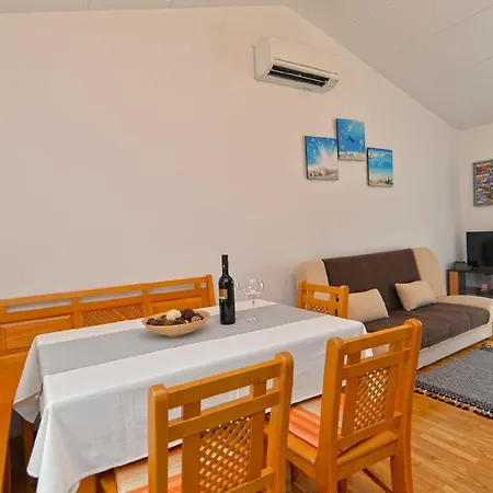 Fuer 5 Personen Ca 45 Qm In Galizana, Istrien Istrische Riviera
