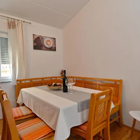 Apartment Fuer 5 Personen Ca 45 Qm In Galizana, Istrien Istrische Riviera