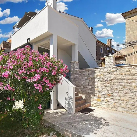 Apartment Fuer 5 Personen Ca 45 Qm In Galizana, Istrien Istrische Riviera